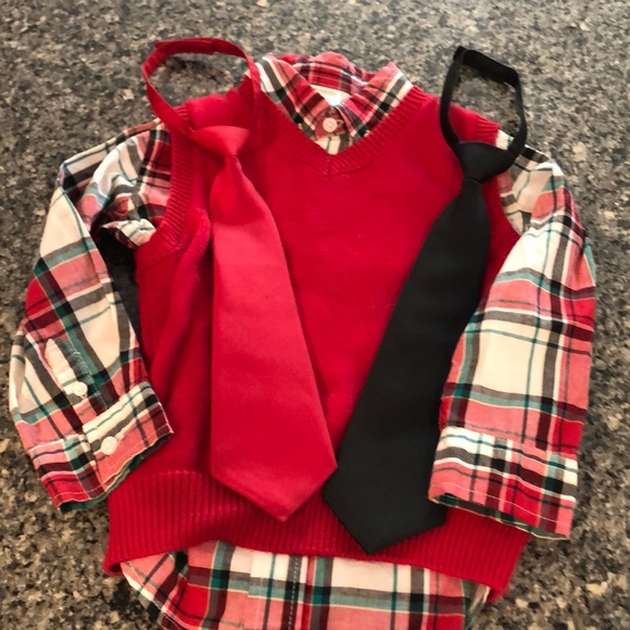 Gymboree Other - *HOST PICK* Gymboree Christmas Plaid Dress Shirt w/ Vest & Ties Size 4/XS